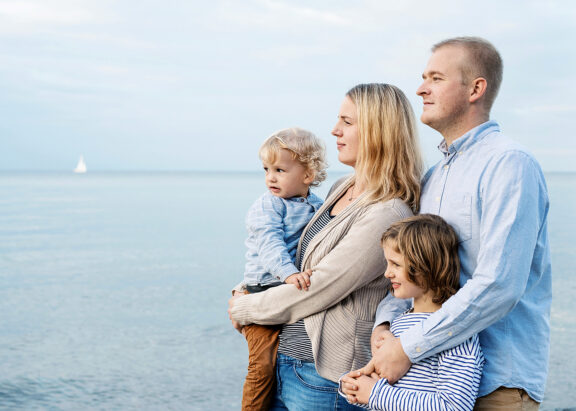 Familienfotograf rostock familienfotos strand familienfotografin rostock warnemuende strand familienshooting 029
