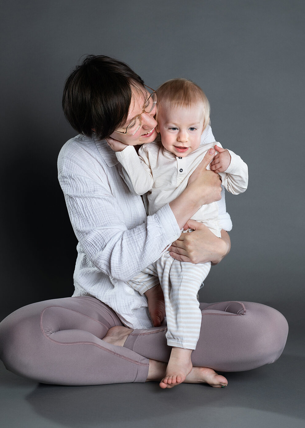 Mutter kind fotoshooting rostock babyfotos fotograf rostock familienfotos rostock fotostudio 011