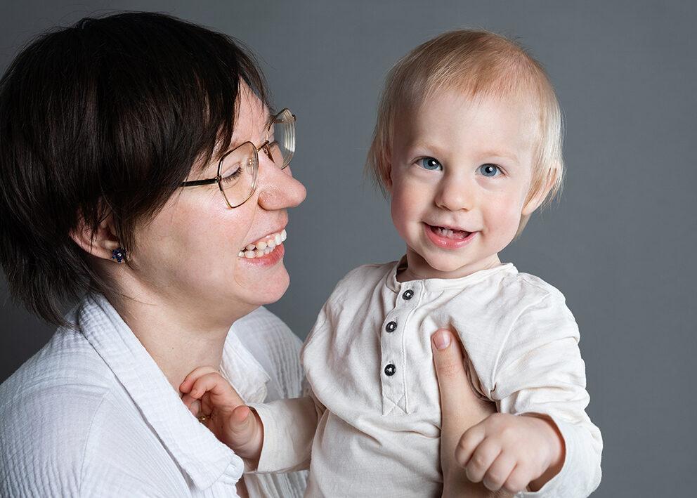 Mutter kind fotoshooting rostock babyfotos fotograf rostock familienfotos rostock fotostudio 018