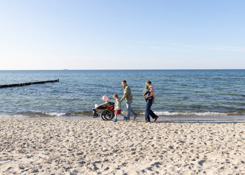 Familienshooting rostock familienfotos herbstlich familienfotograf rostock graal mueritz familienfotografin familienfotos strand graal mueritz 001