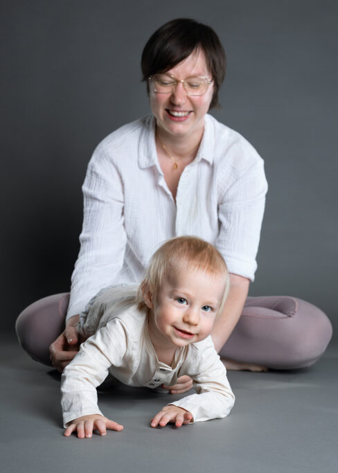 Mutter kind fotoshooting rostock babyfotos fotograf rostock familienfotos rostock fotostudio 012